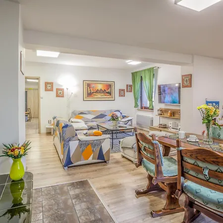 Maison d'hôtes Penzion Karolinka 4*